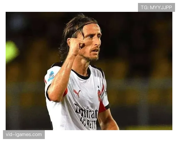 莫德里奇宣布赛季末离开皇马,一代转换节拍器即将告别欧冠舞台 莫德里奇宣布赛季末离开皇马,一代转换节拍器即将告别欧冠舞台